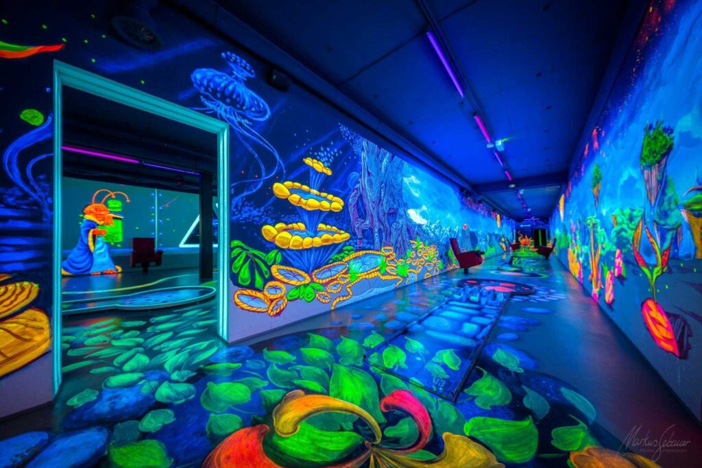 VẼ TRANH TƯỜNG 3D MỸ THUẬT TRỌNG TÍN ART