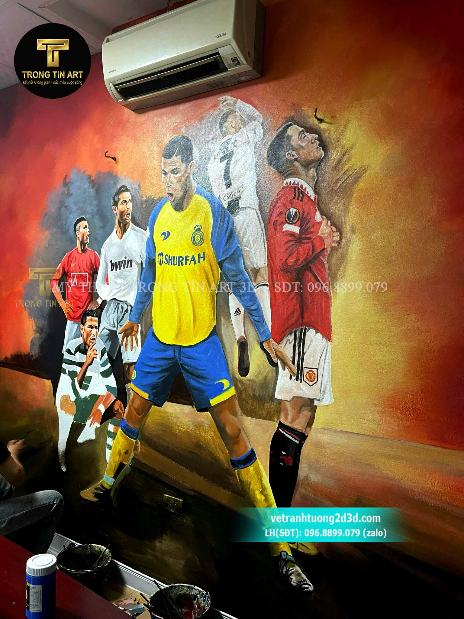 vẽ chân dung ronaldo trên tường,vẽ tranh tường ronaldo,tranh vẽ cr7,vẽ cầu thủ bóng đá lên tường,vẽ tranh phòng gym chủ đề thể thao